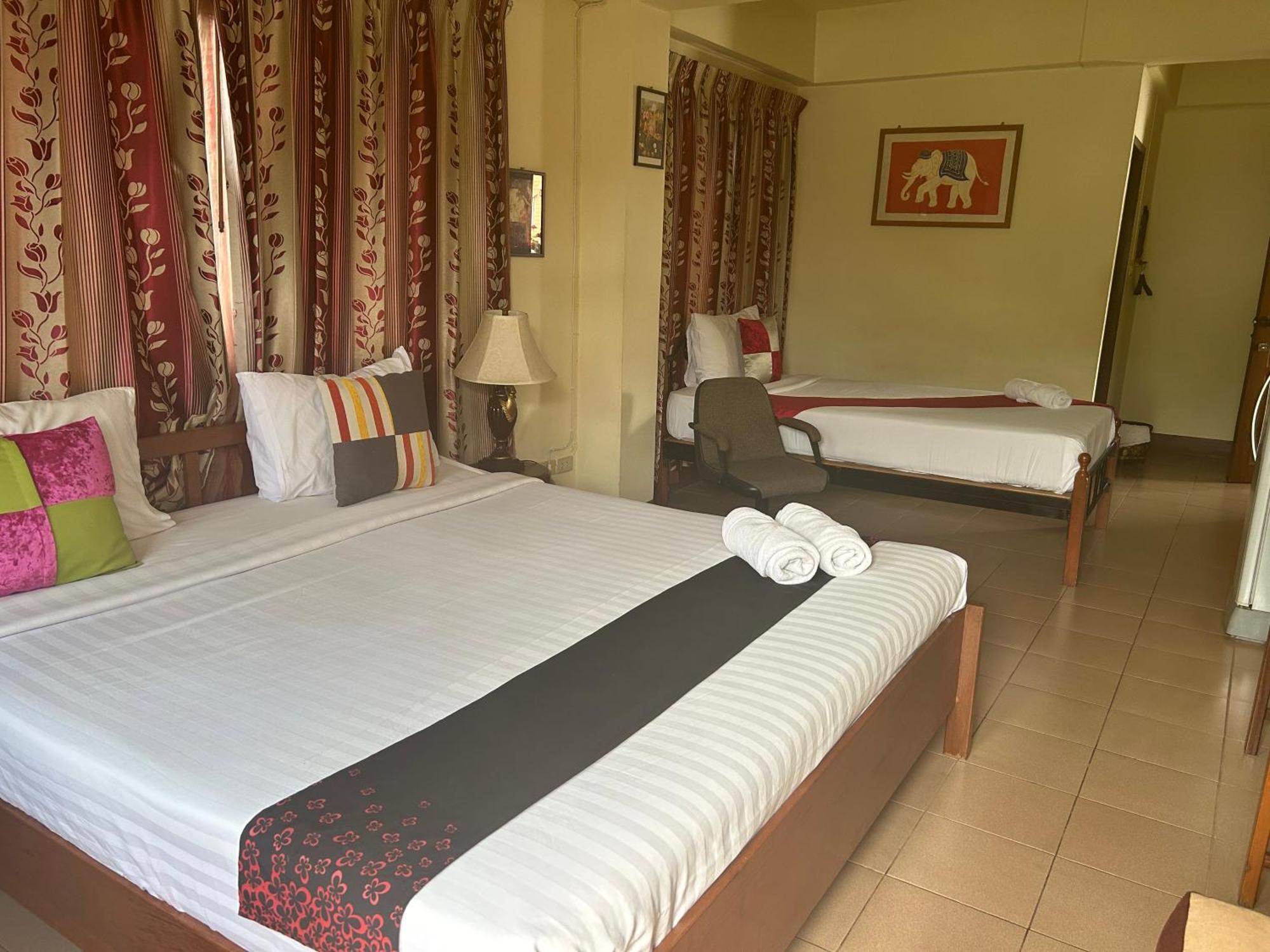 Hostel Saithong House